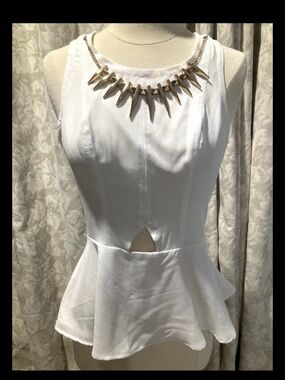NWT bebe 2b white embellished neck tank top